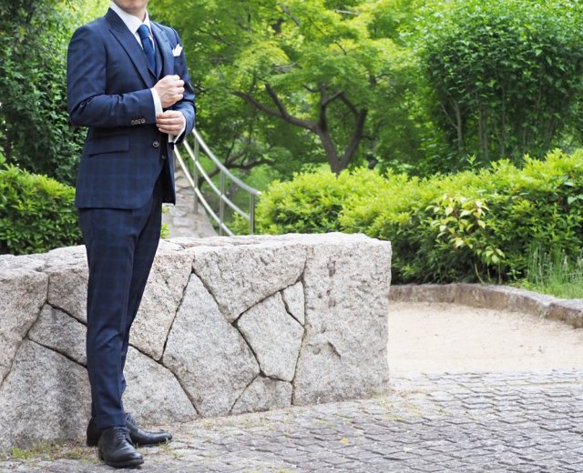 結婚式ゲストスーツ