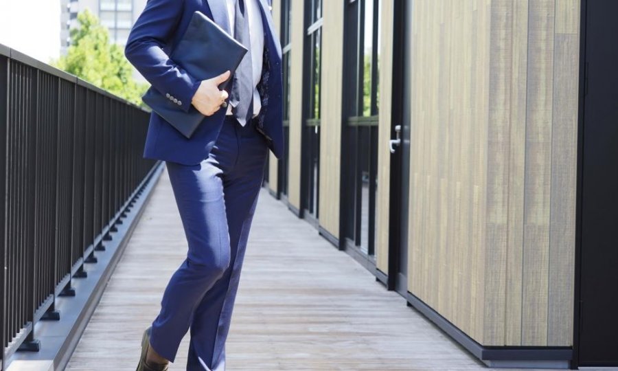 スーツにこだわる人が成功するのか？成功した人がこだわるのか？