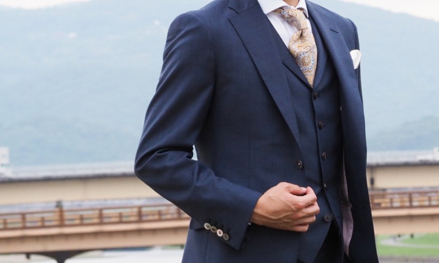 転職時に知っておきたい！業界別ビジネスマンの服装ガイド