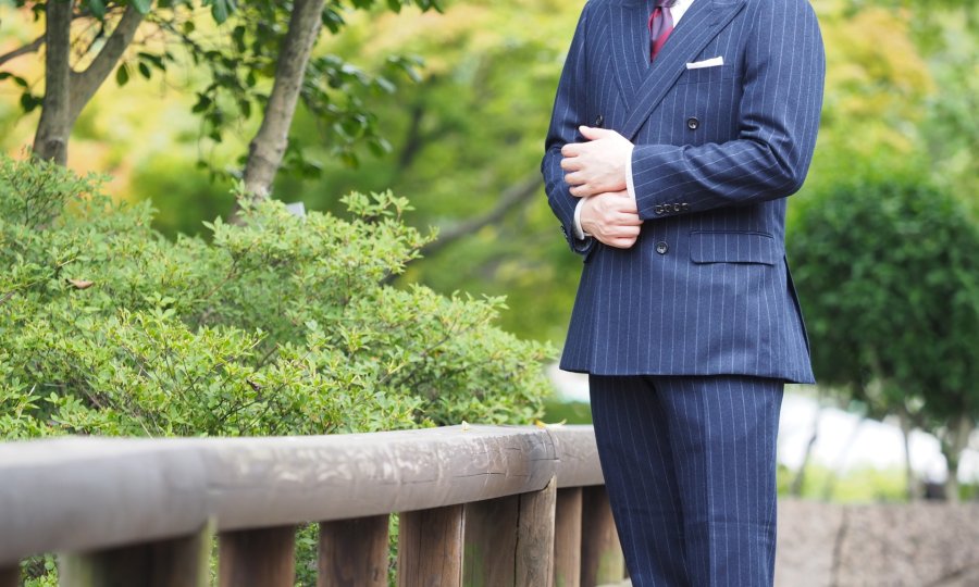結婚式参列スーツ｜既製品とオーダーの違いとは？失敗しない選び方をプロが解説