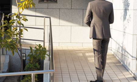 スーツのセンターベントとサイドベンツ：背景と機能性