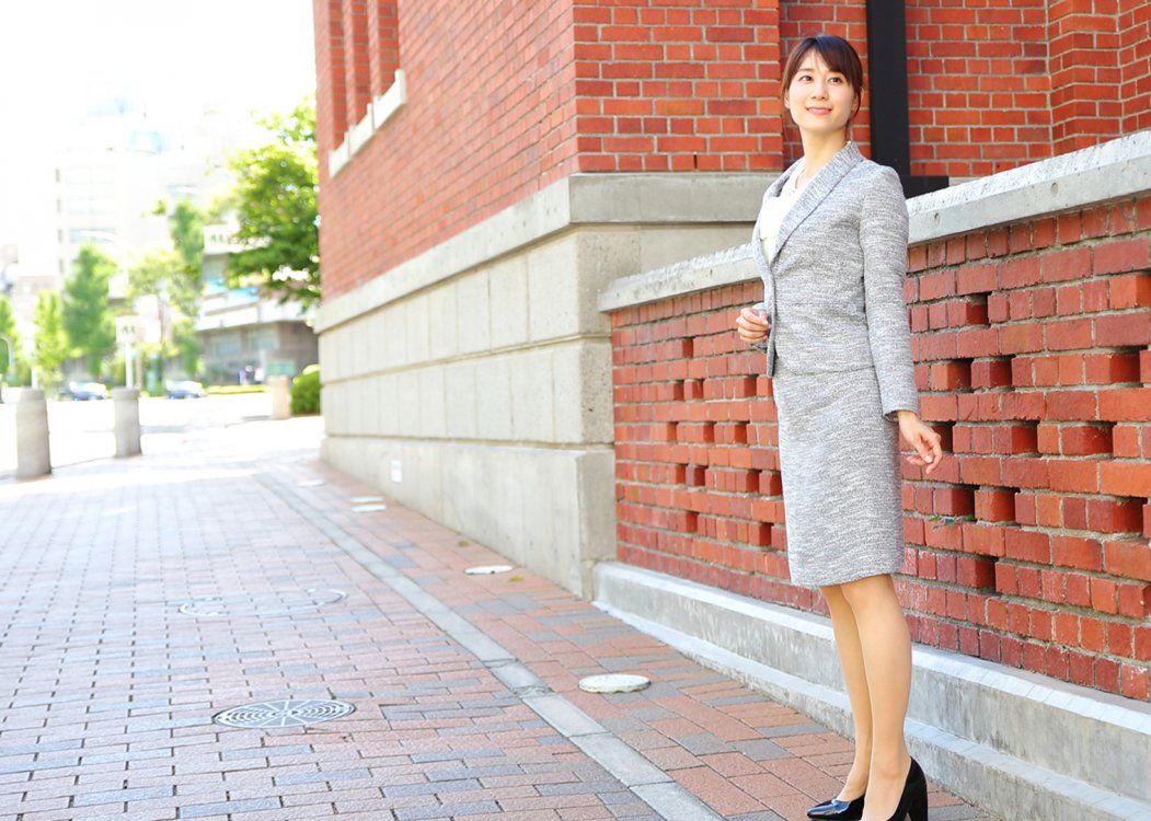 女性もオーダースーツ