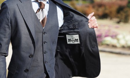 スーツをブランドで買うのは正しいか？