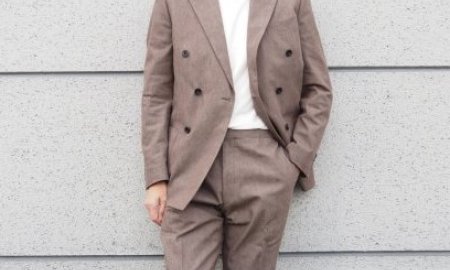 結婚式の2次会に招待された！ゲストスーツは何を着る？披露宴とは違うの？