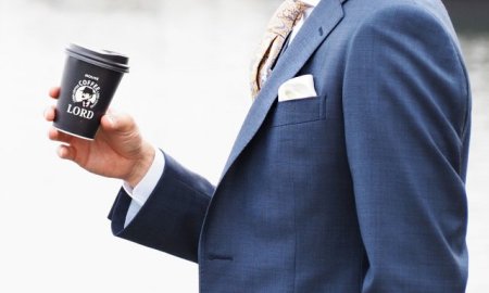 岡山でカッコいいオーダースーツを仕立てるなら？大人の魅力を引き出すロードハウスへ