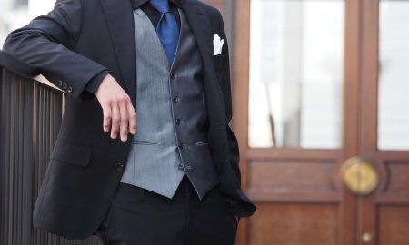 黒スーツを成人式でおしゃれに着こなす！攻めたコーディネート術