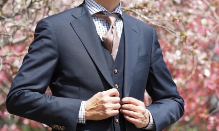 円安時代に賢くスーツを買う方法──長く着られる一着を選ぶ