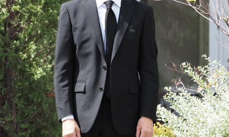 通夜・告別式・法事の服装ガイド：正しいスーツ選びと注意点