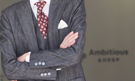 ブラックデニムスーツで叶える！都会派クールビズの新定番