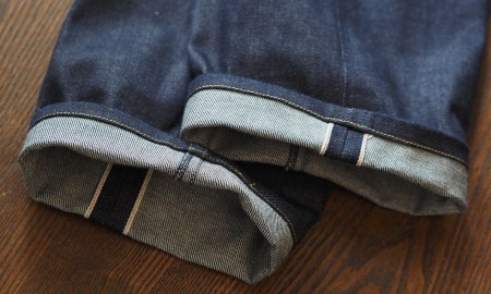 オーダーデニムスーツの生地はジーンズと違う？違いと選び方を解説