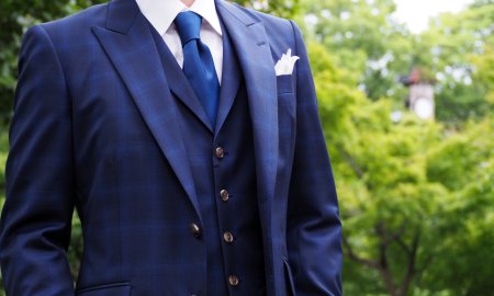 新郎スーツで好印象を作るコツ｜一生に一度の結婚式で“選ばれる見た目”になる方法