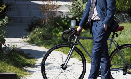 春のオフィスカジュアルに岡山デニムスーツという選択